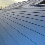 スレート屋根の屋根塗装にブルー系の塗料を使って家全体を塗り替えた埼玉県川口市の一般住宅